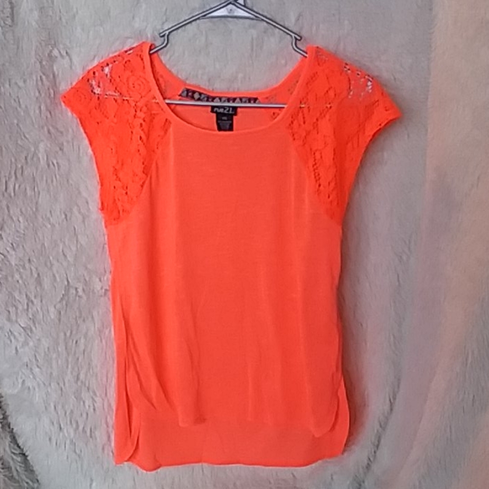 Juniors S/S tee